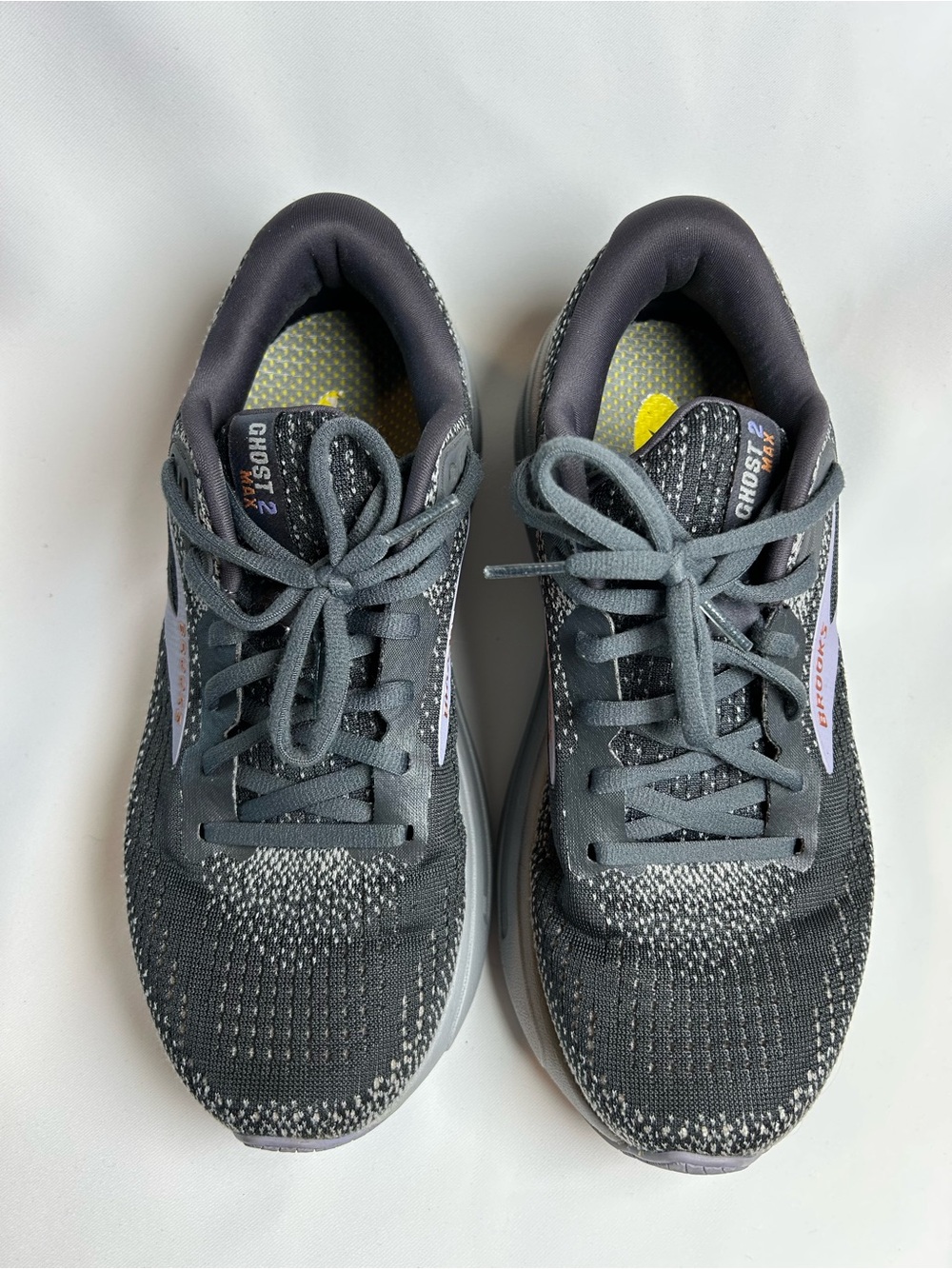 Brooks Ghost max 2 women’s 7.5 wide gray lavender running shoes